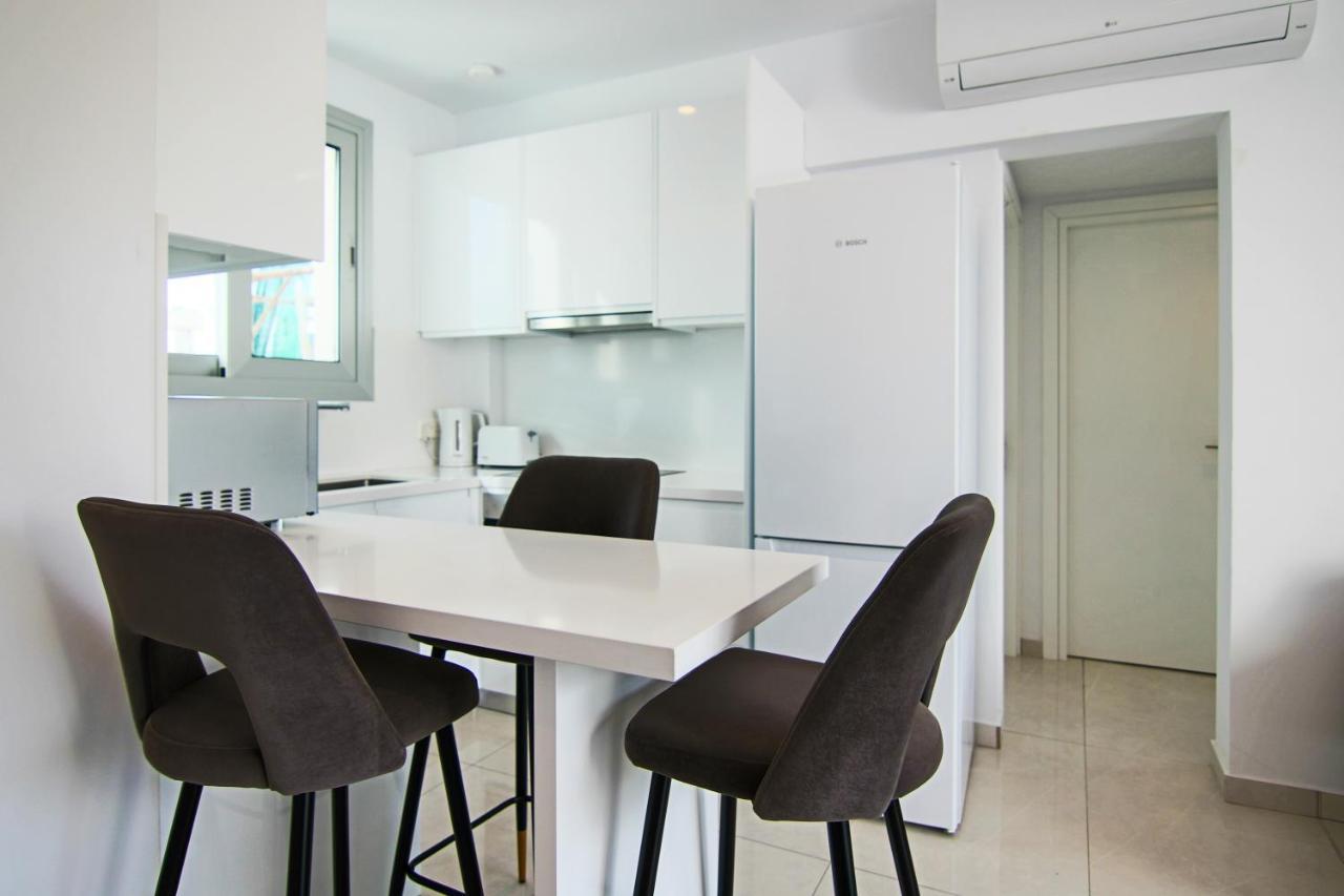 Phaedrus Living - Seaside Executive Flat Harbour 101 Apartman Paphos Kültér fotó